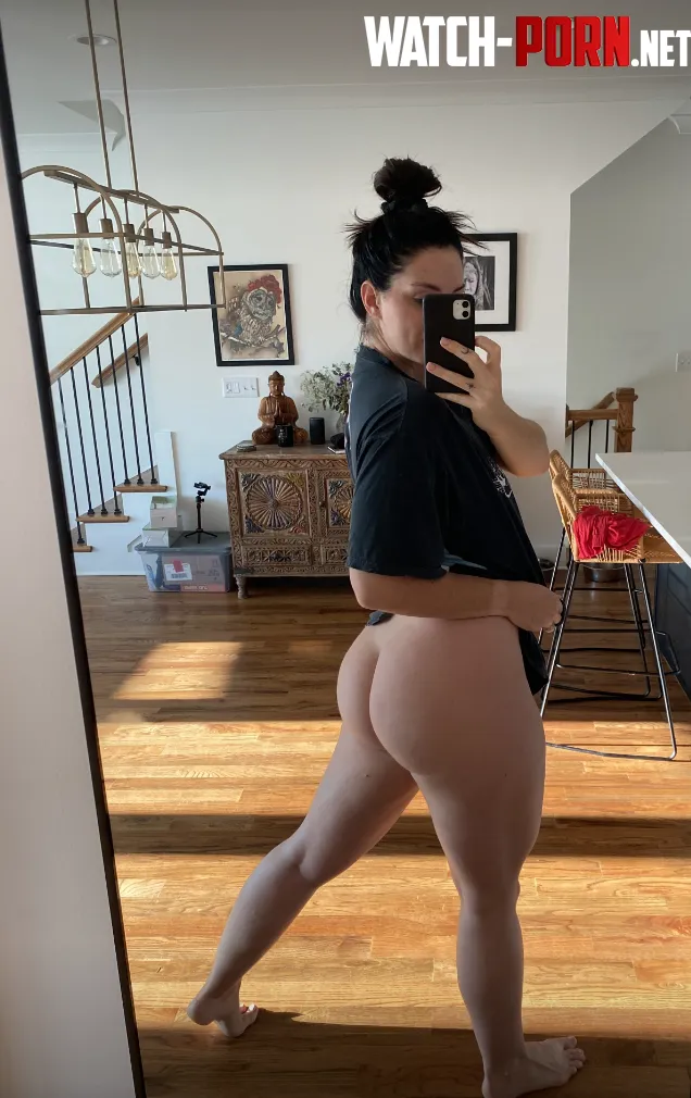 on your knees NOW dont ask me why by glamgoddess18