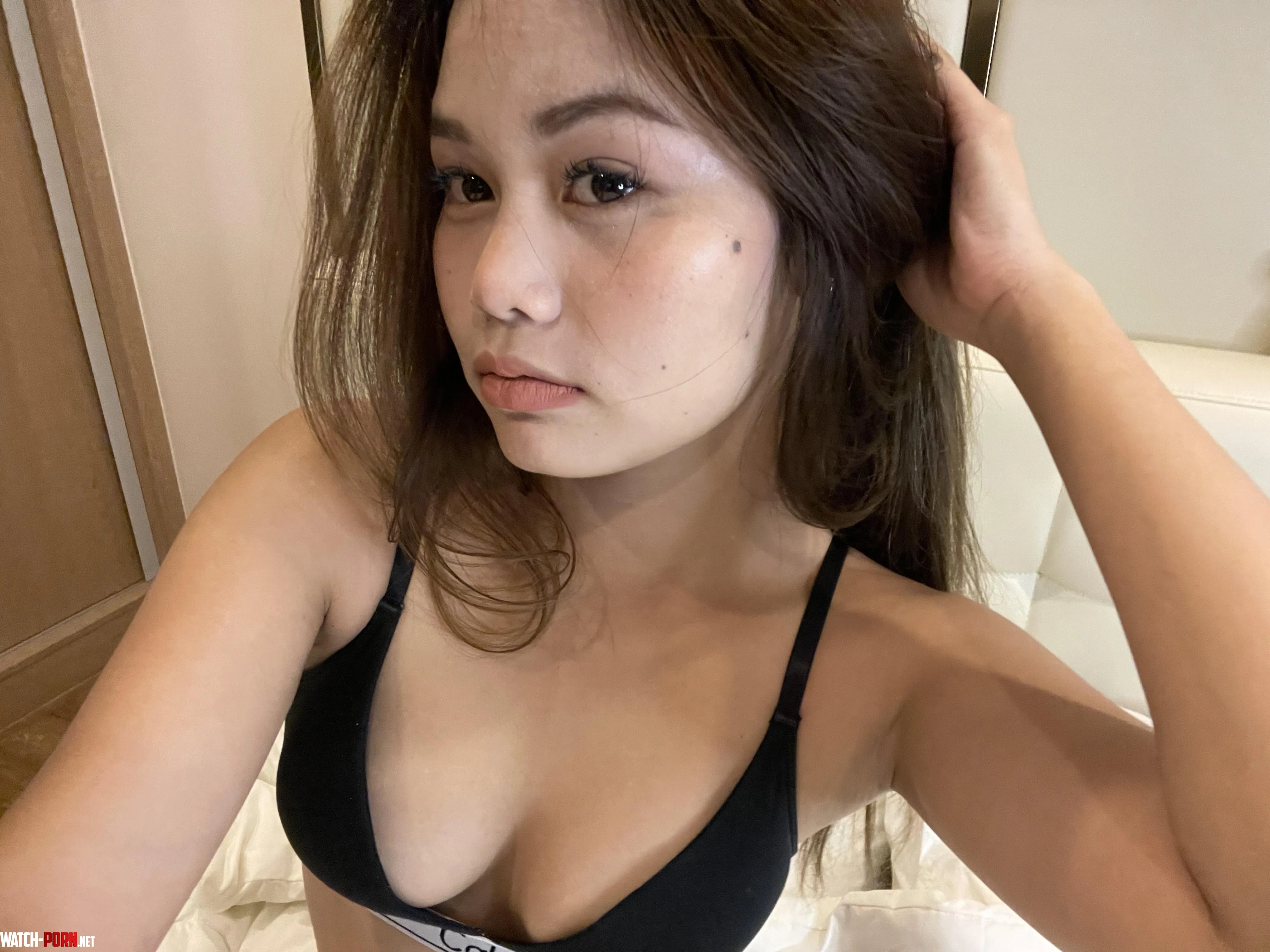  Say hi if you think thai girls are hotties by StarlixightSoul