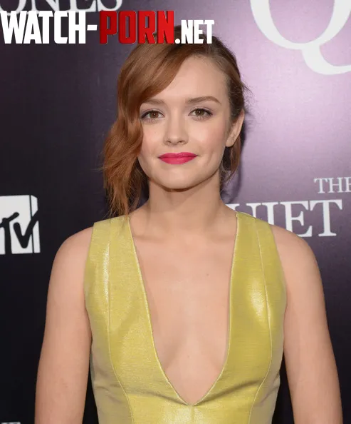 Olivia Cooke  by Need_for_woman