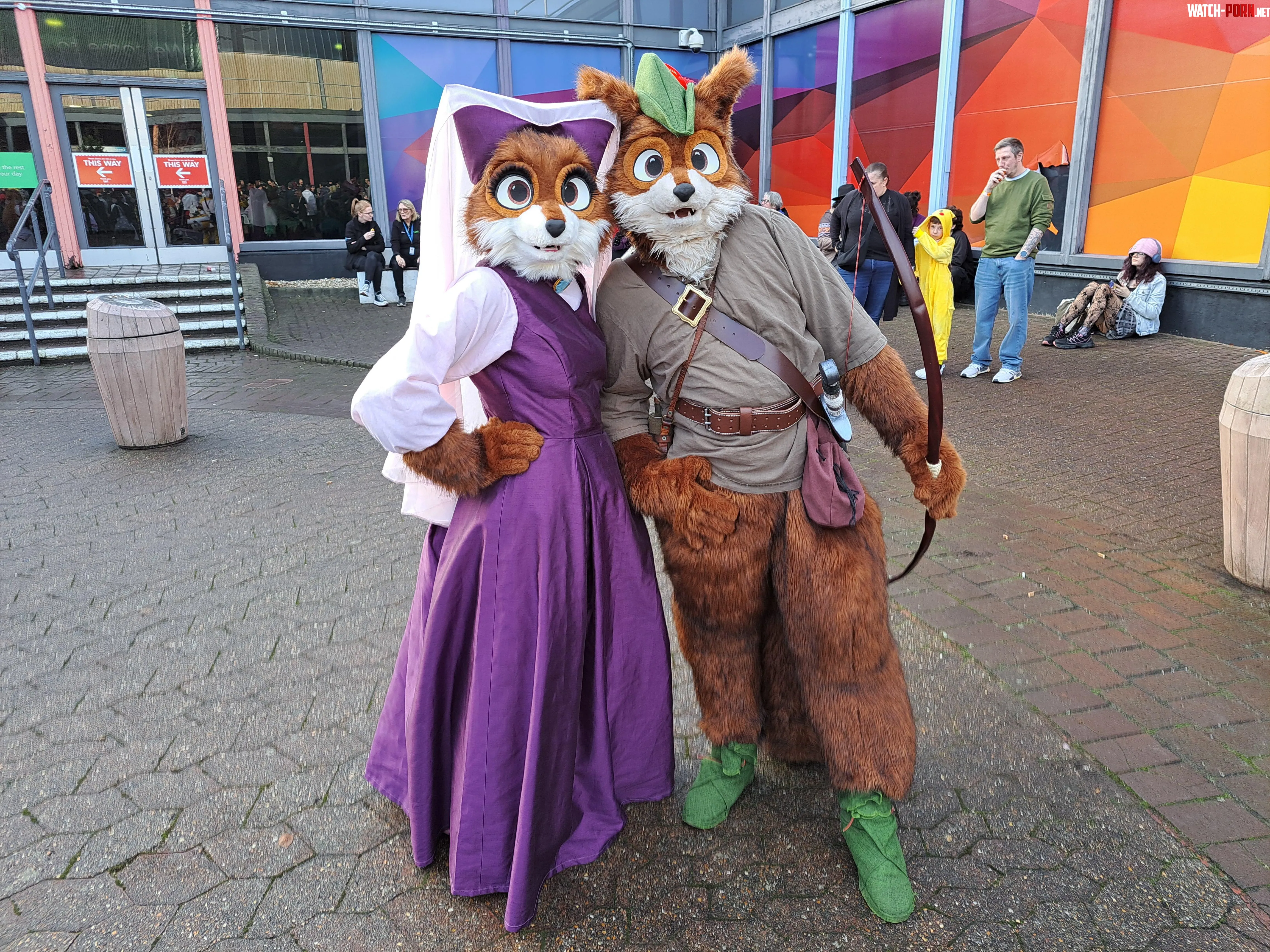 Been to a Comic Con by ReddColoV1