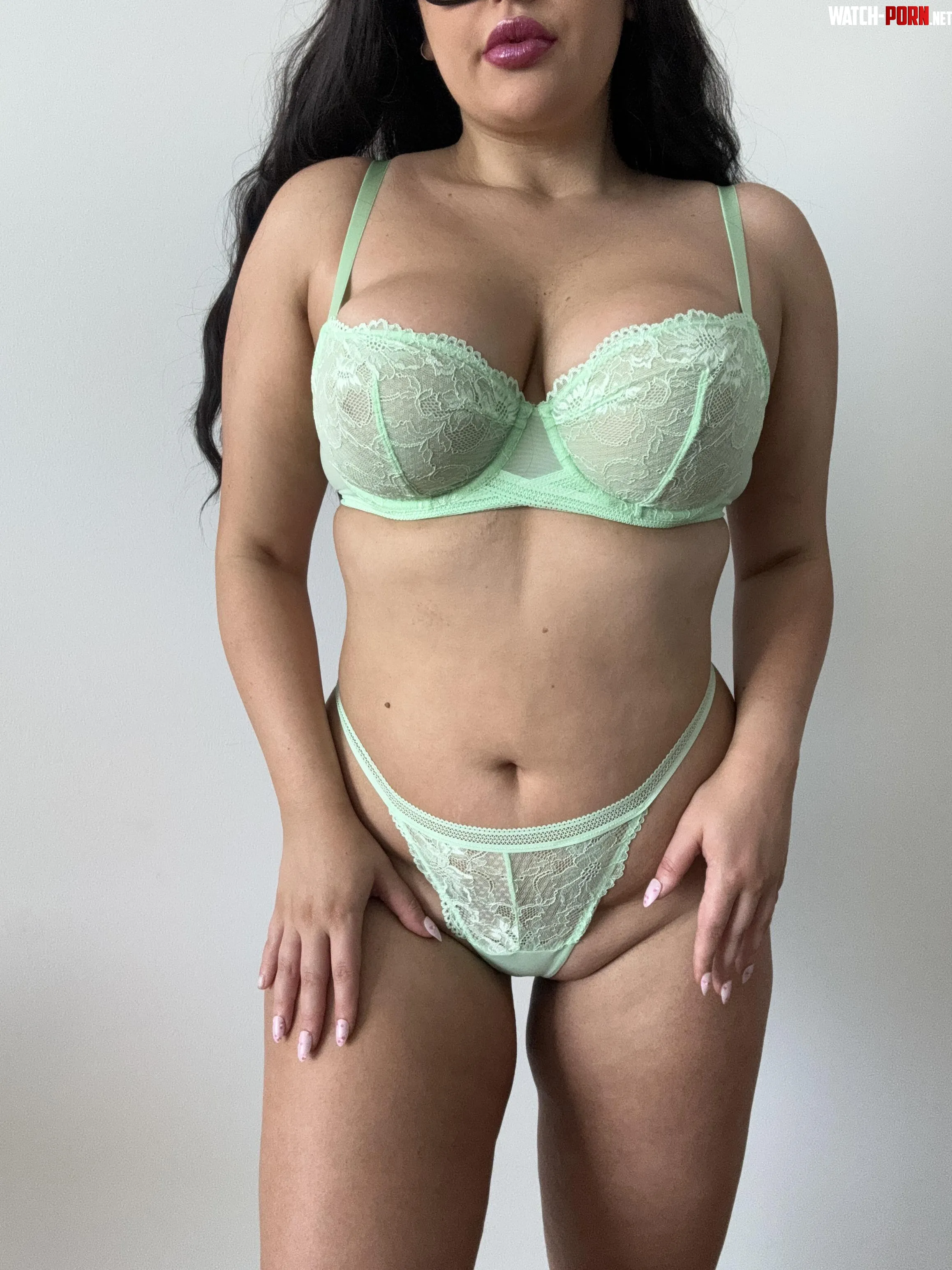 Curves in lingerie is your invitation to play  by imbellabordeaux