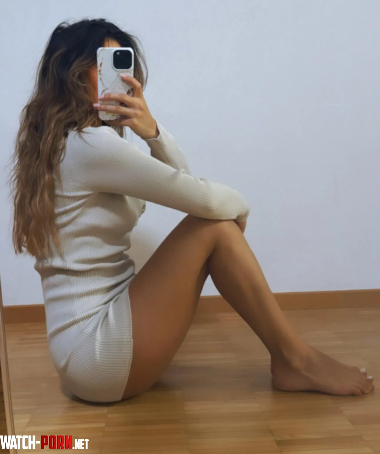 a quick selfie before i go to bed and have a little fun by beauty-girl-queen