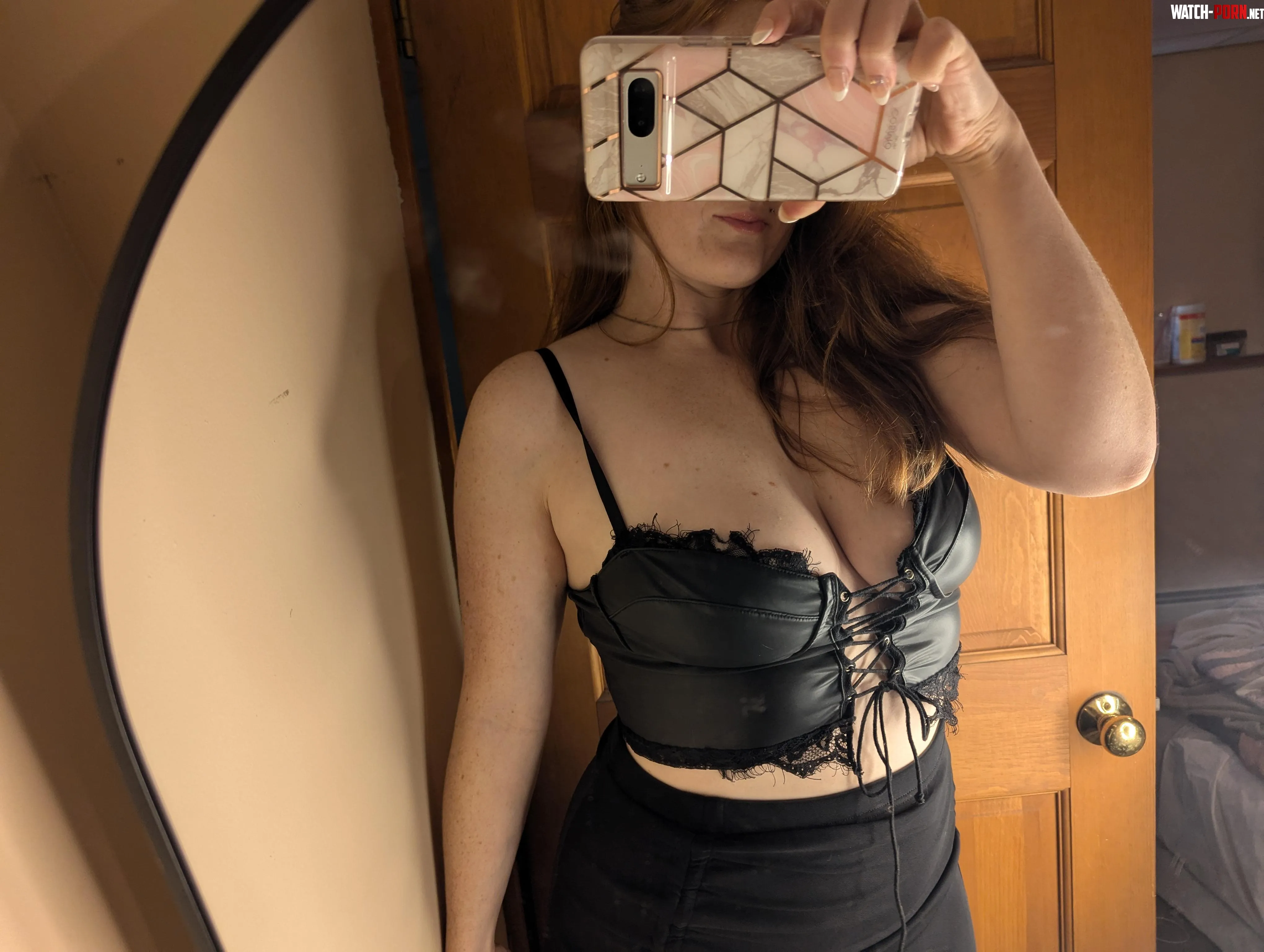 Cute milf  Seller DM me on tele sweetredruby for GFEsexting and more  by SweetRedRuby_