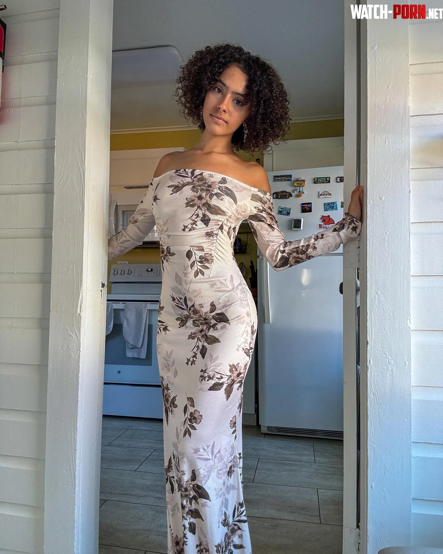 Do I look good on this dress by naomidazexo