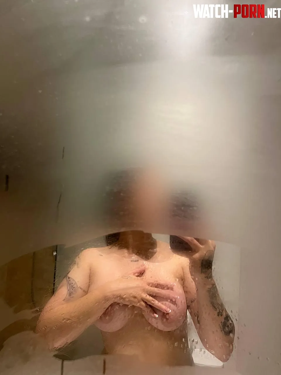 post shower selfie p  by imzeldasky