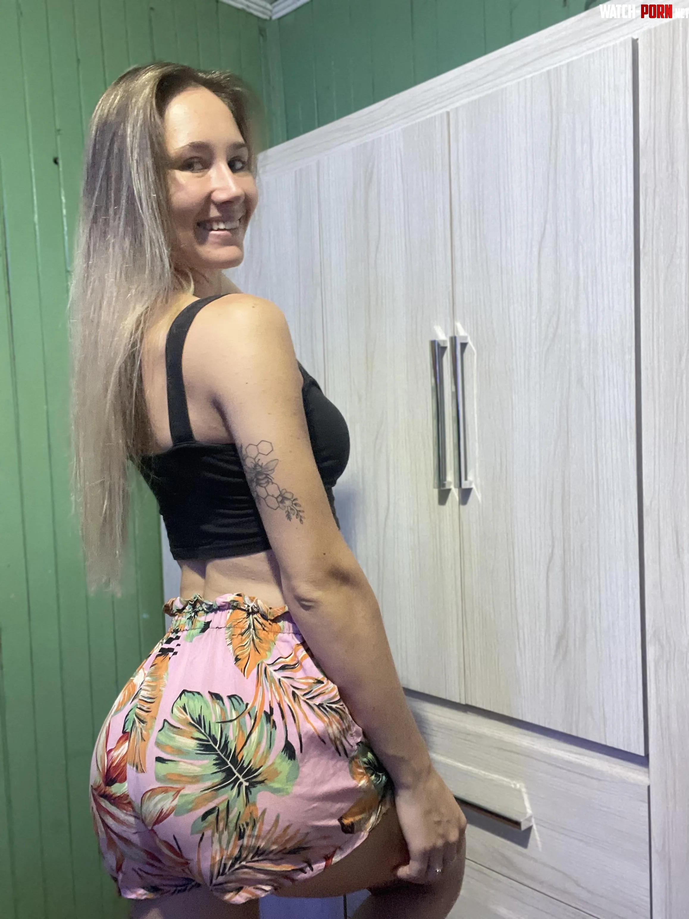 My crop top makes me feel very sexy by GuiltilyMobilize11