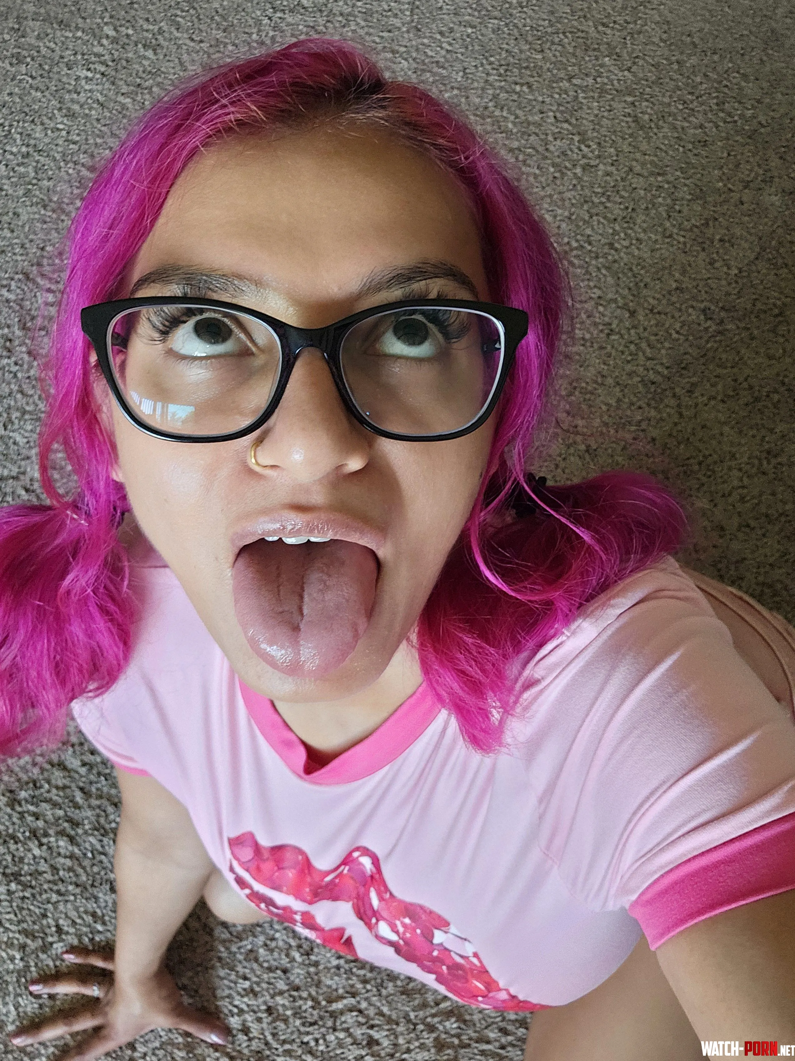 Come fill my throat up completely by goddess_rarity1