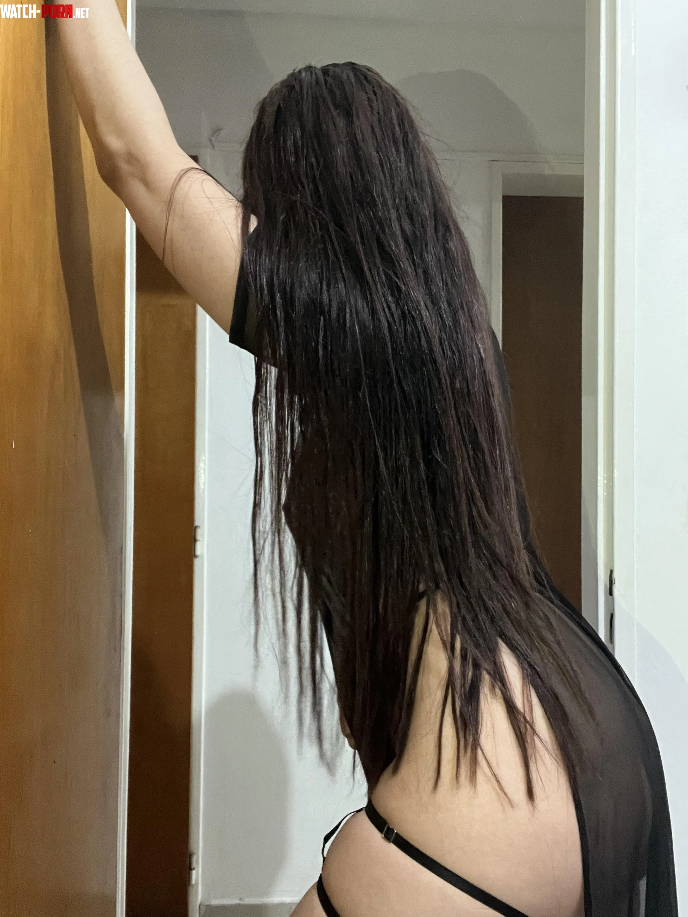 Wet hair by Irissugarx