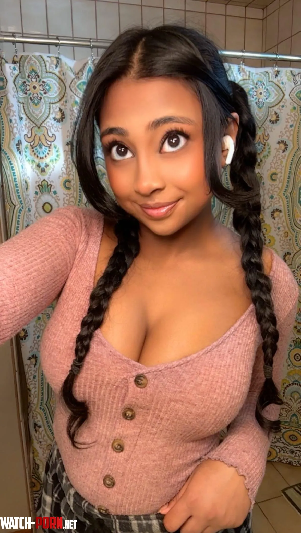 Big eyes  by rednecktrucker69