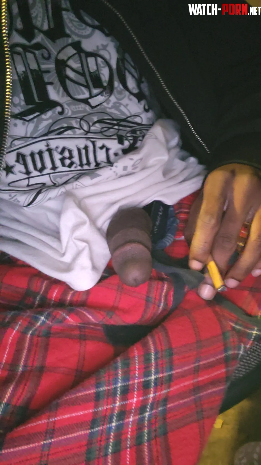 Looking for a 420 friendly granny 28MFL by choco_snow72