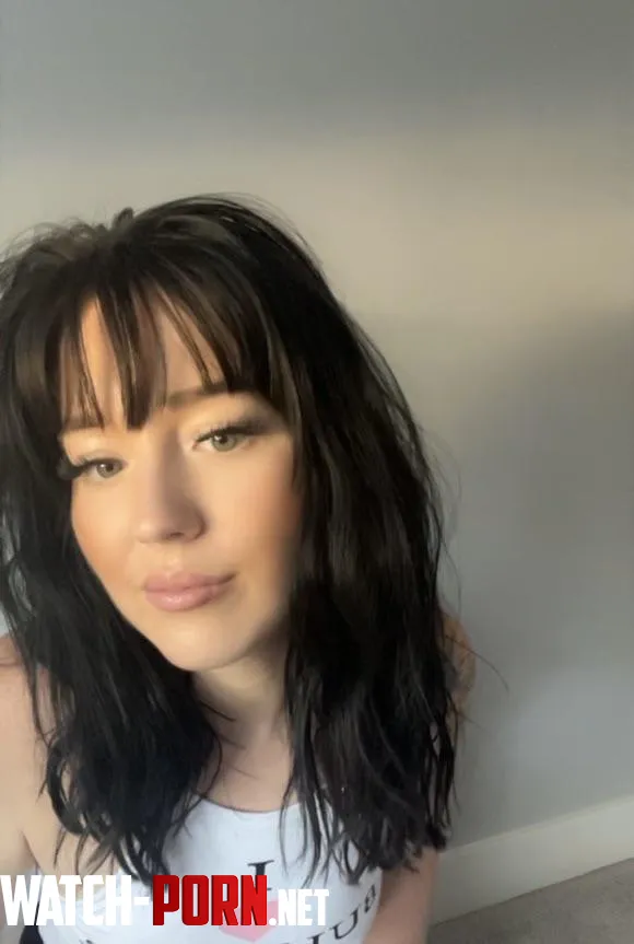 Are you a fan of the bangs  by ThePeachyBrunette