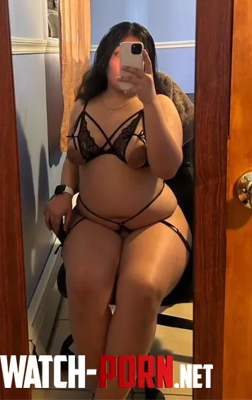Do you love skinny bitches or a thick Mexican  mami like me   by Critical-Skirt2036