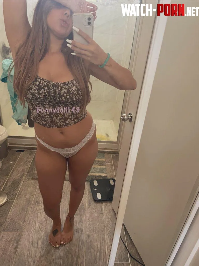 Married with 3 kids would you still want to  by Bonny_Doll143