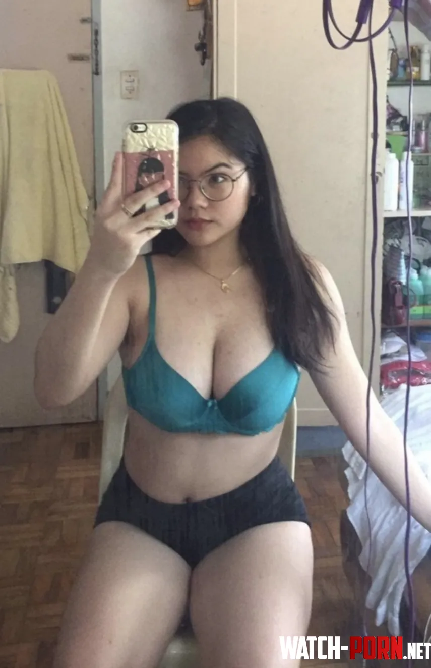 Are Filipinas your type by IvyTwinkle_Star