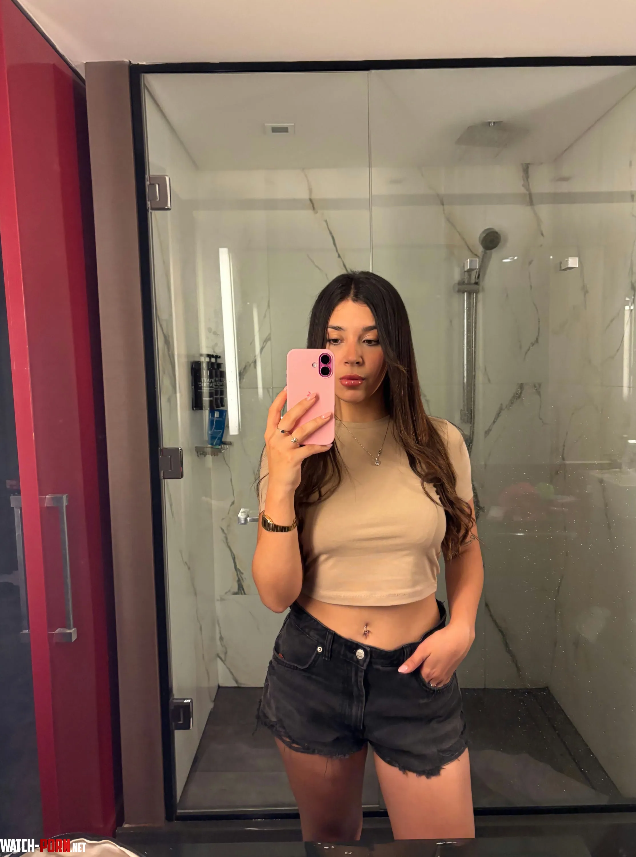 I love this top by Lyricversee