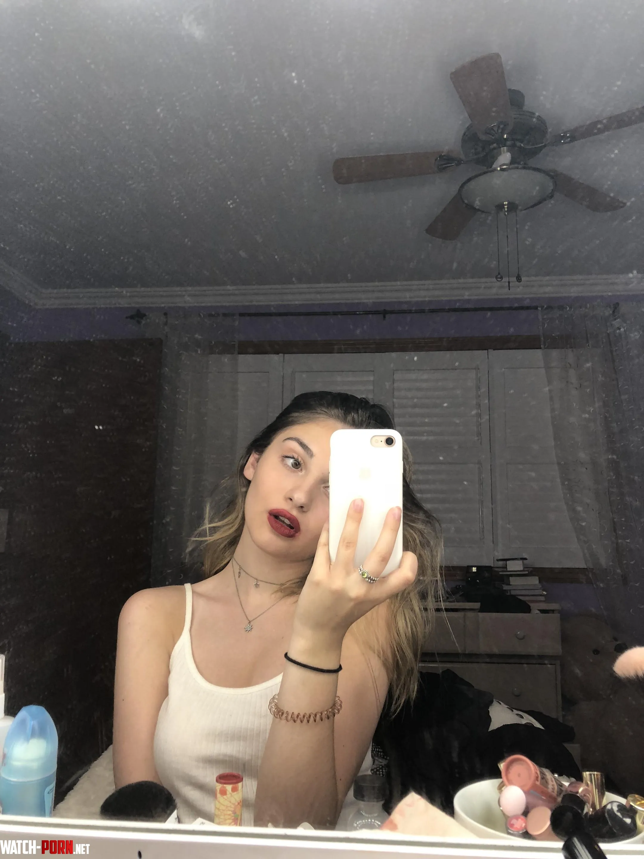 Do I look cute with and no makeup by piggieherehere