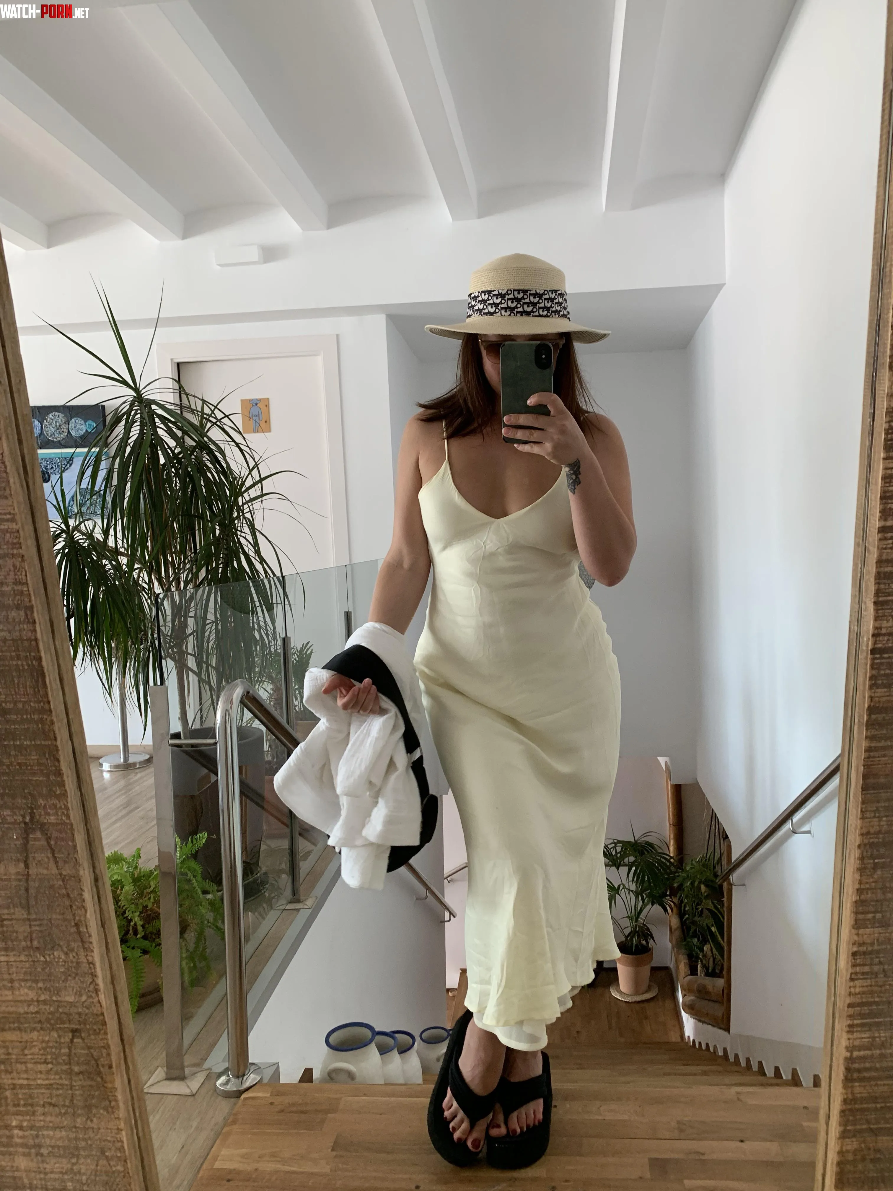 I love feminine and elegant dresses  by Valentinkapslc