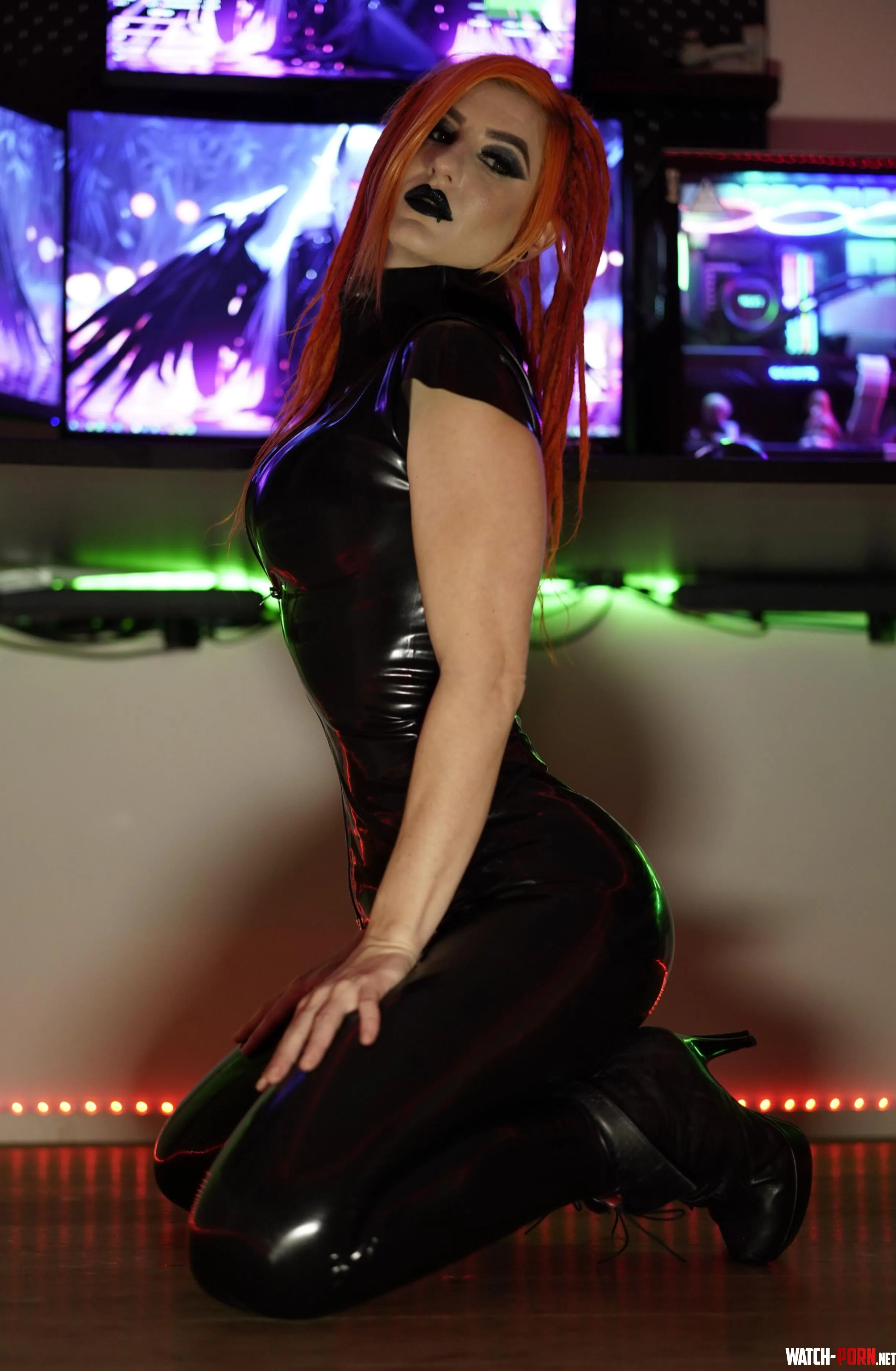 Is it the shine or the curves that have you hooked by React255