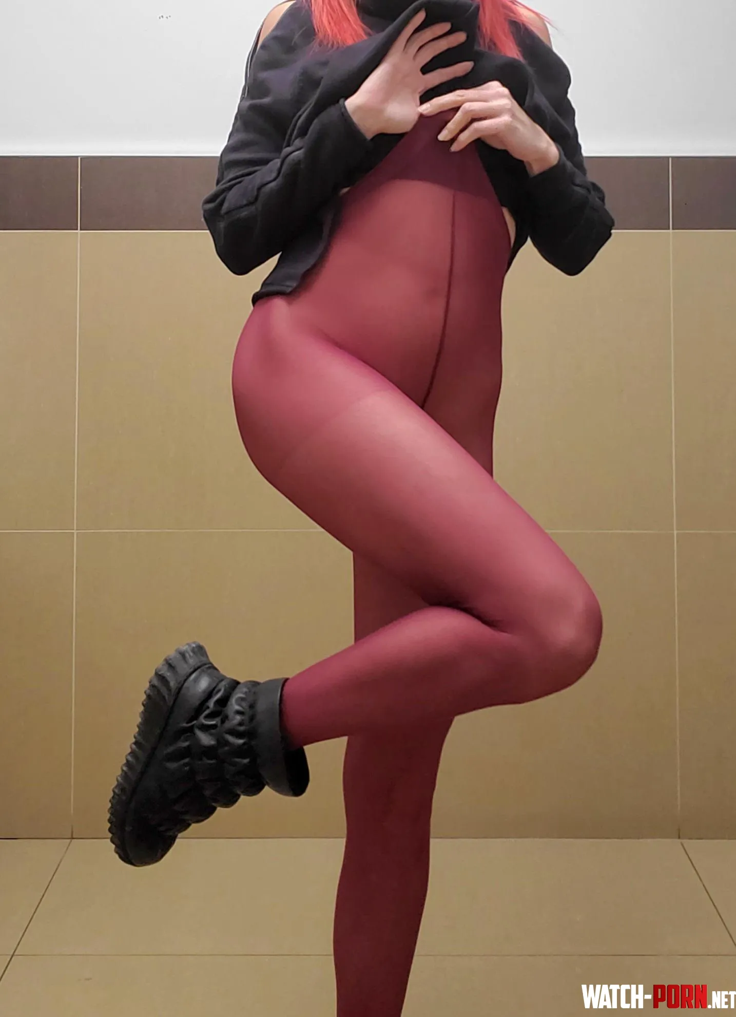 Is Burgundy my color by popruzhinka
