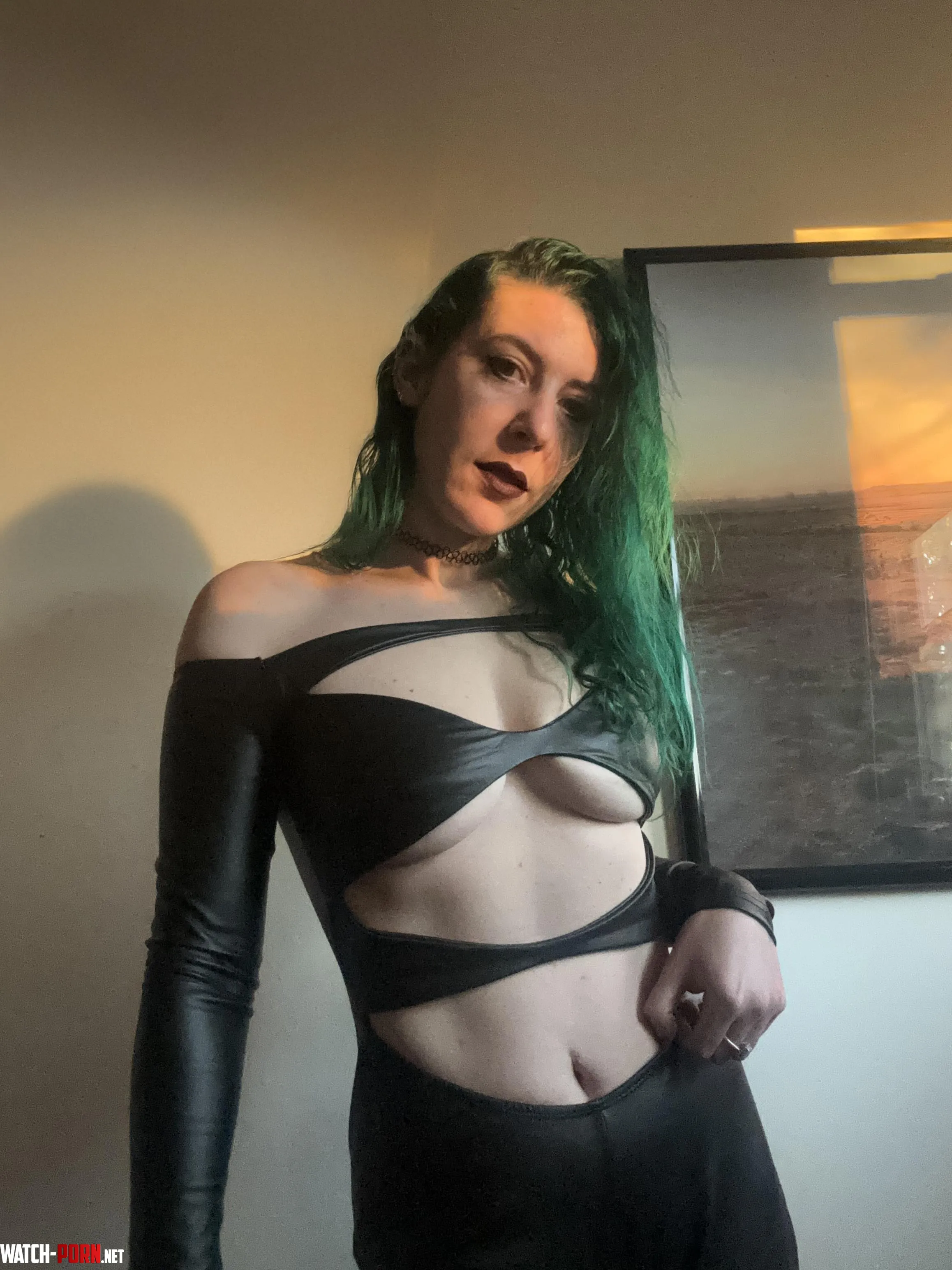 Sexy leather cutouts by sirenskiss3