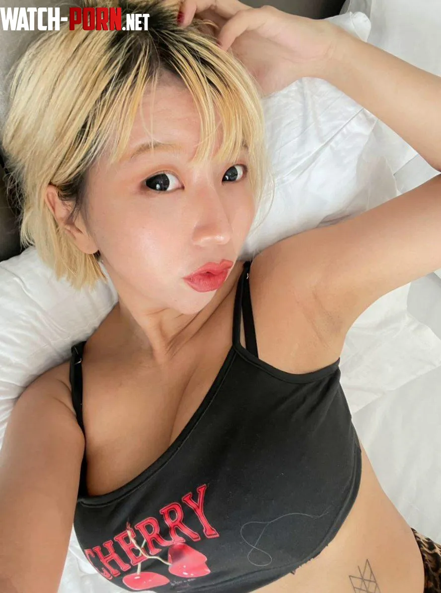 Describe my juicy Japanese body in one word by install_master