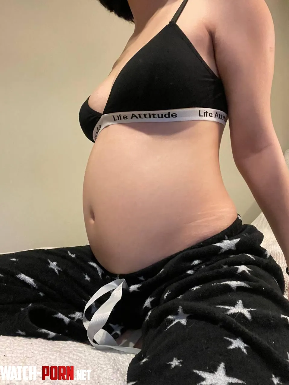 Absolutely STUFFED by asianbellygirl