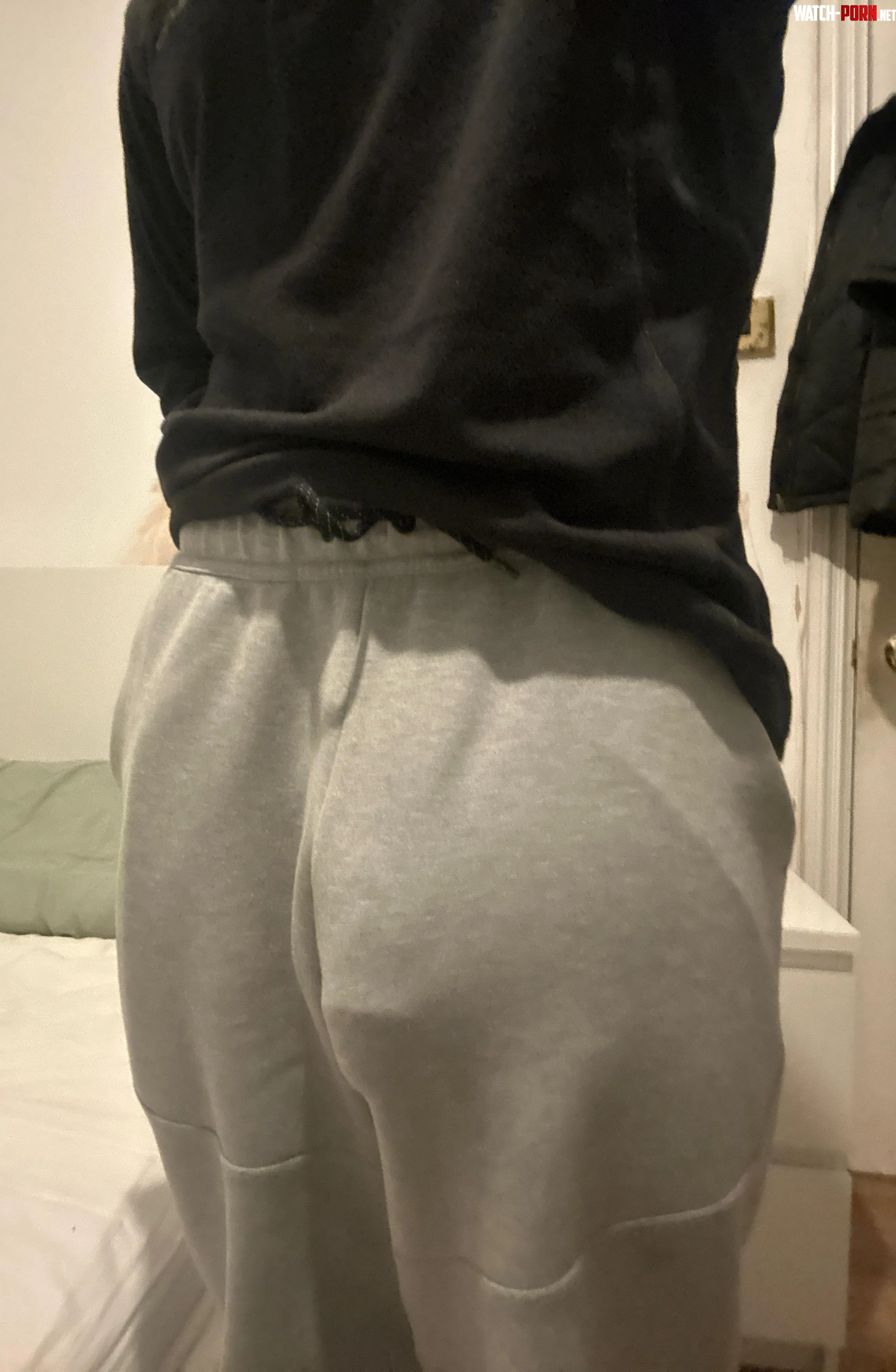Cant go wrong with the grey sweatpants 27 UK M4F by _Jp619