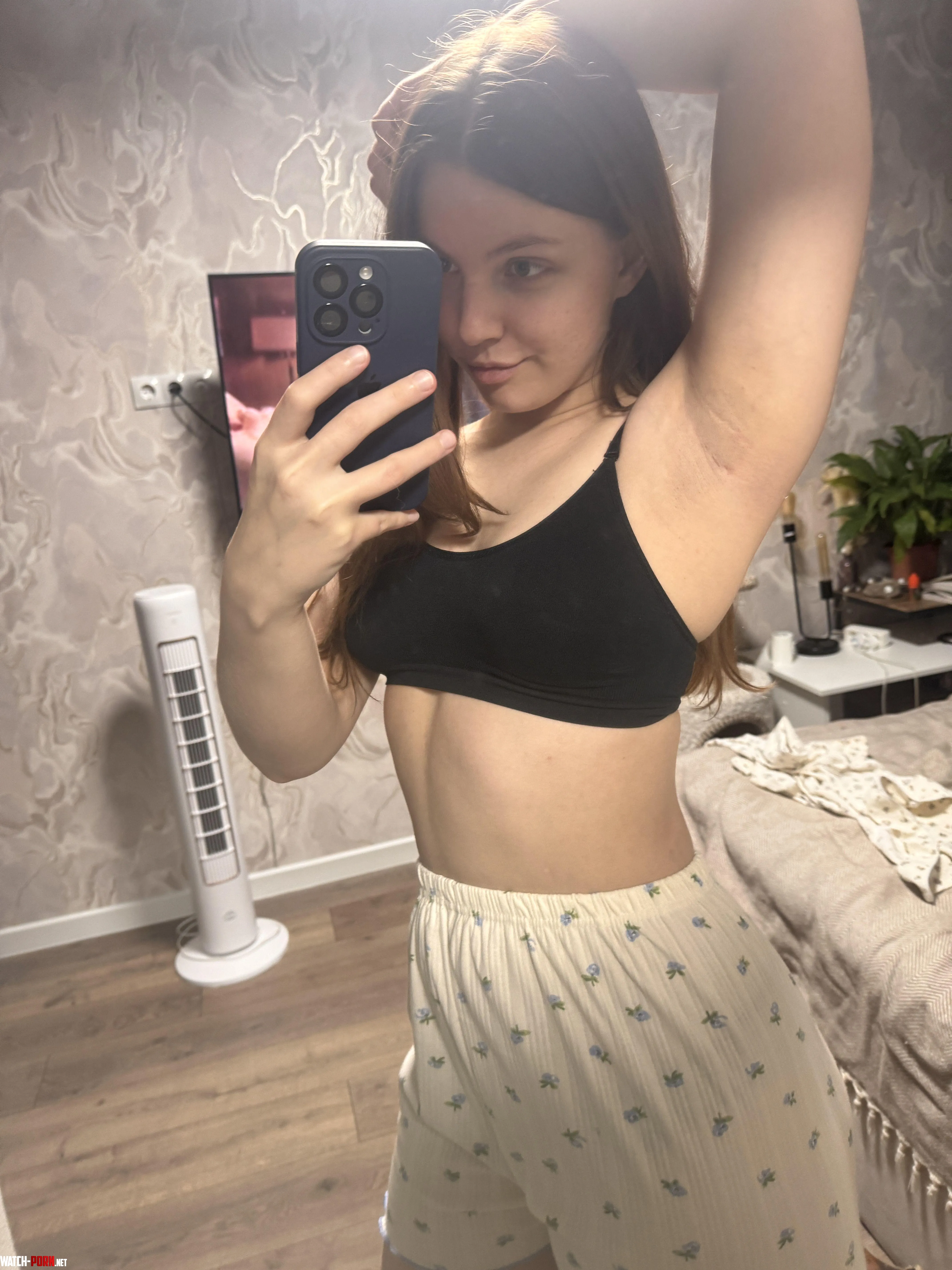 Are my armpits perfect or do I need to grow some hair by ToichiMaibo