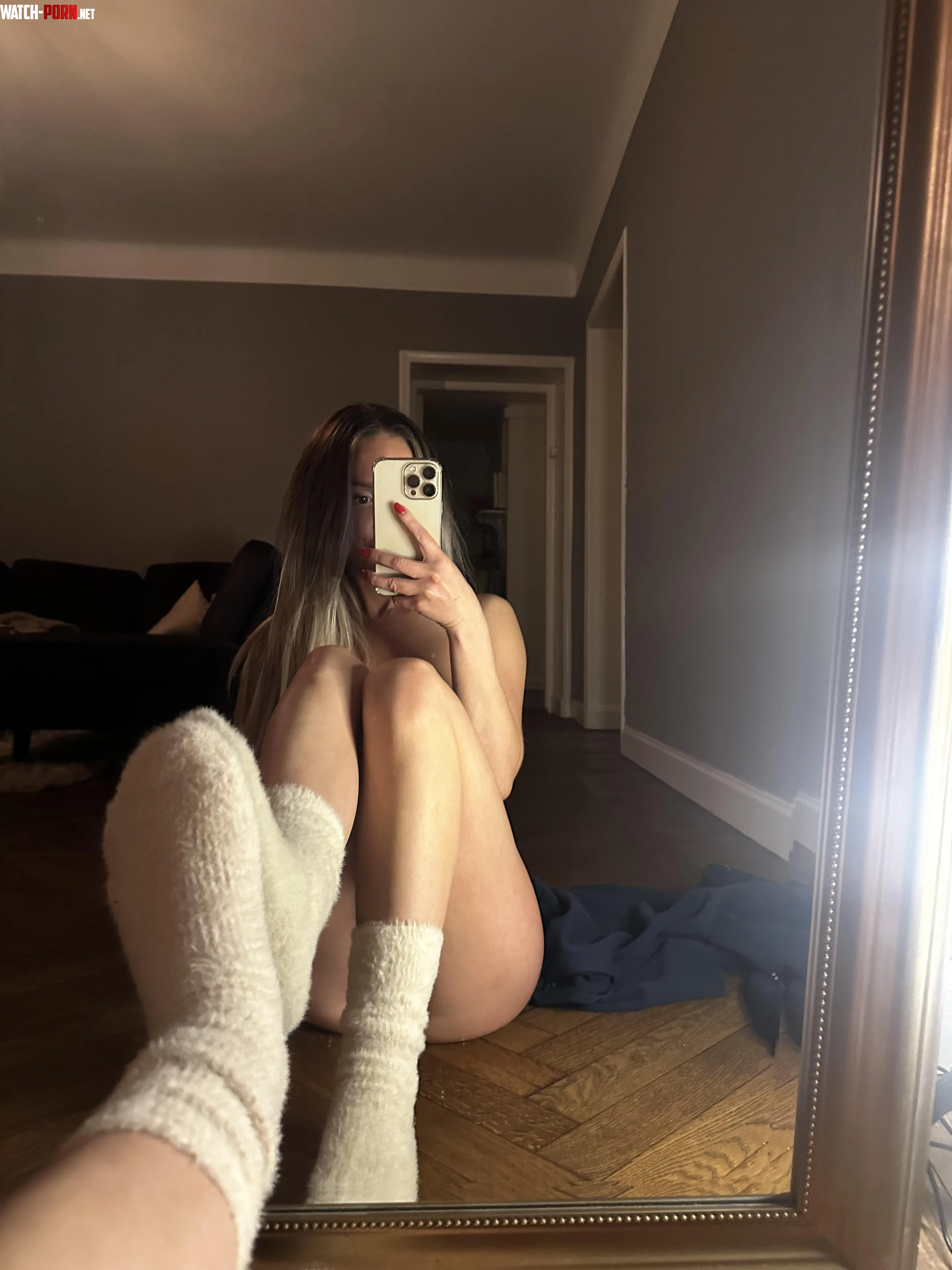 Wishing I could spread my legs so you could see daddy  by Micaelaroseee