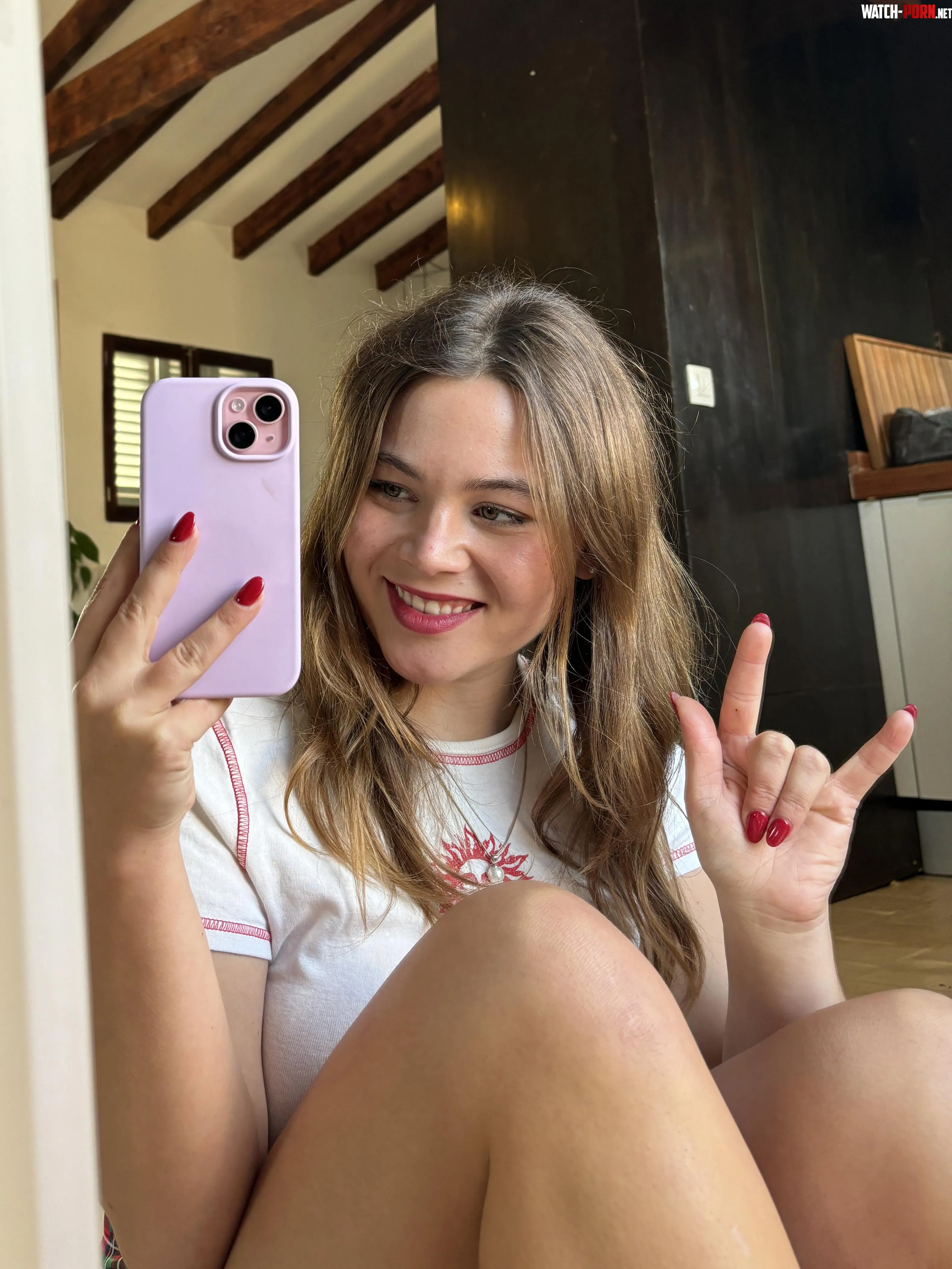 This mirror makes me look cute by yourmysticmuse