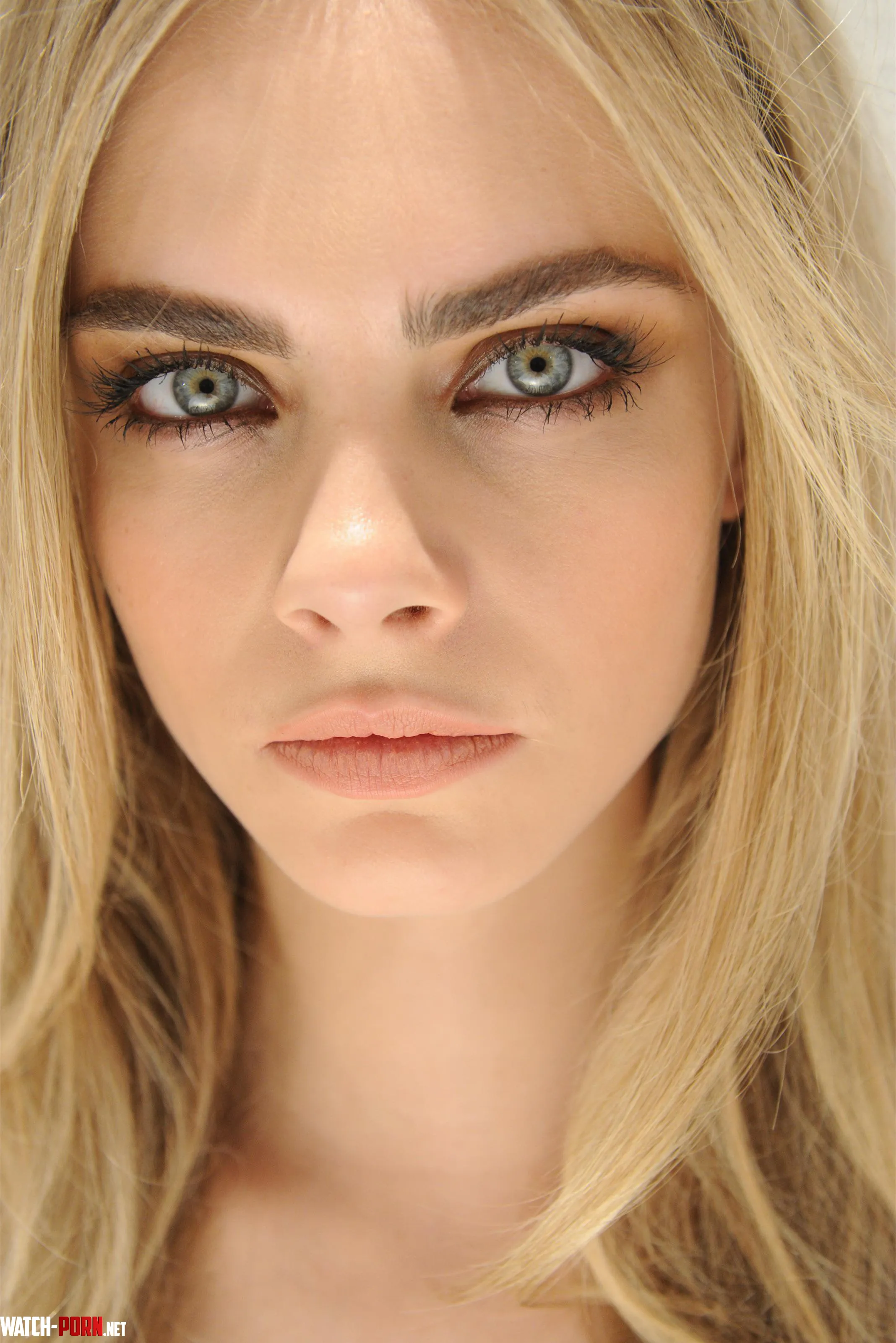 Cara Delevingne  by Long_oil_