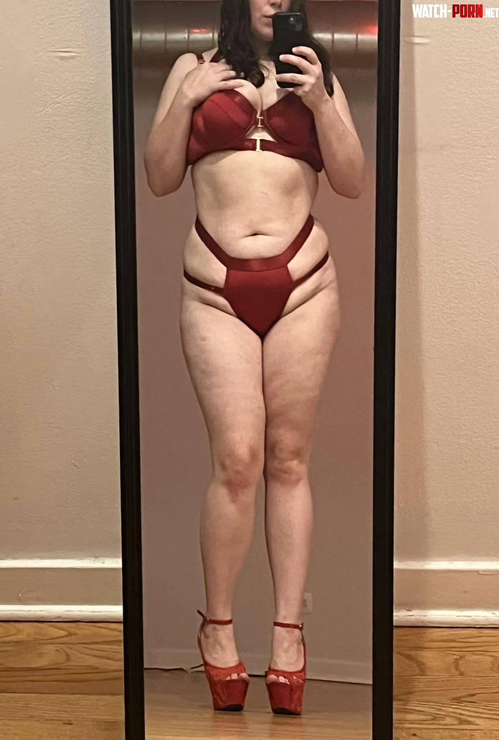 Finally found a skimpy set I love by Melodic-Childhood964