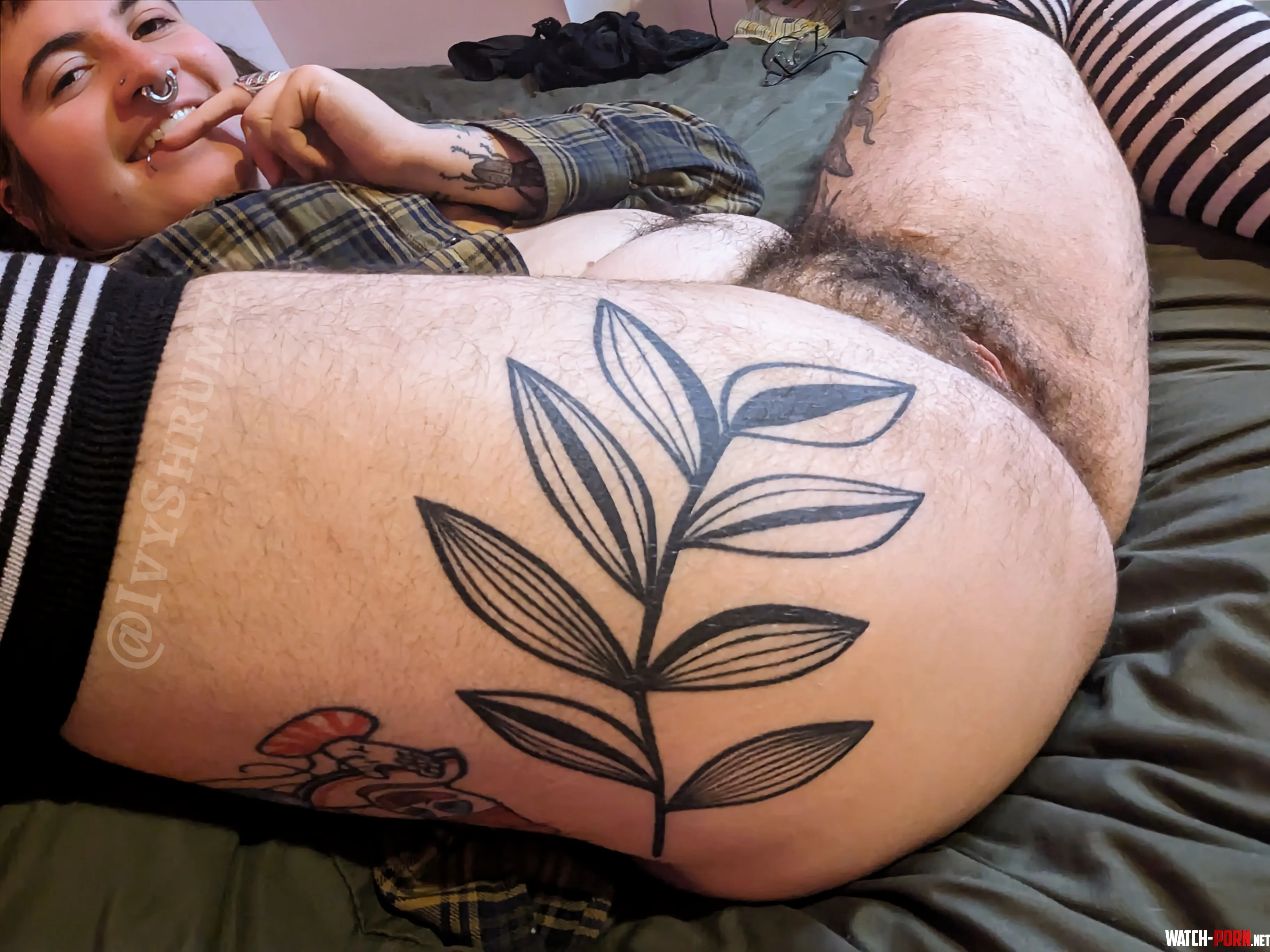 So inviting  by IvyShrumxxx