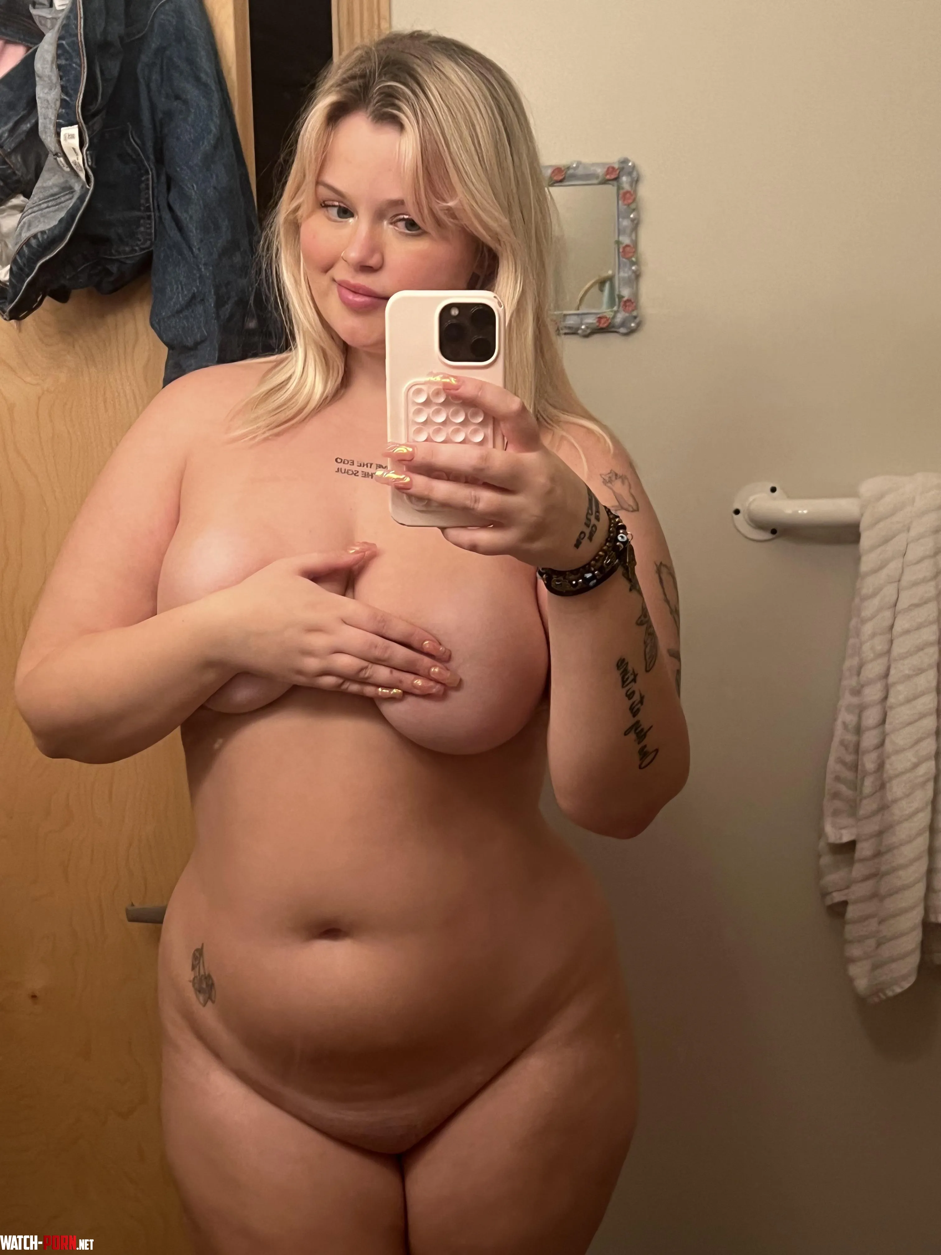 Can I be your tall chubby gf  by wispy_girlwa