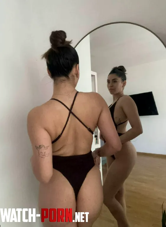 Am I girlfriend material or fuckdoll material by Famous-APPs-
