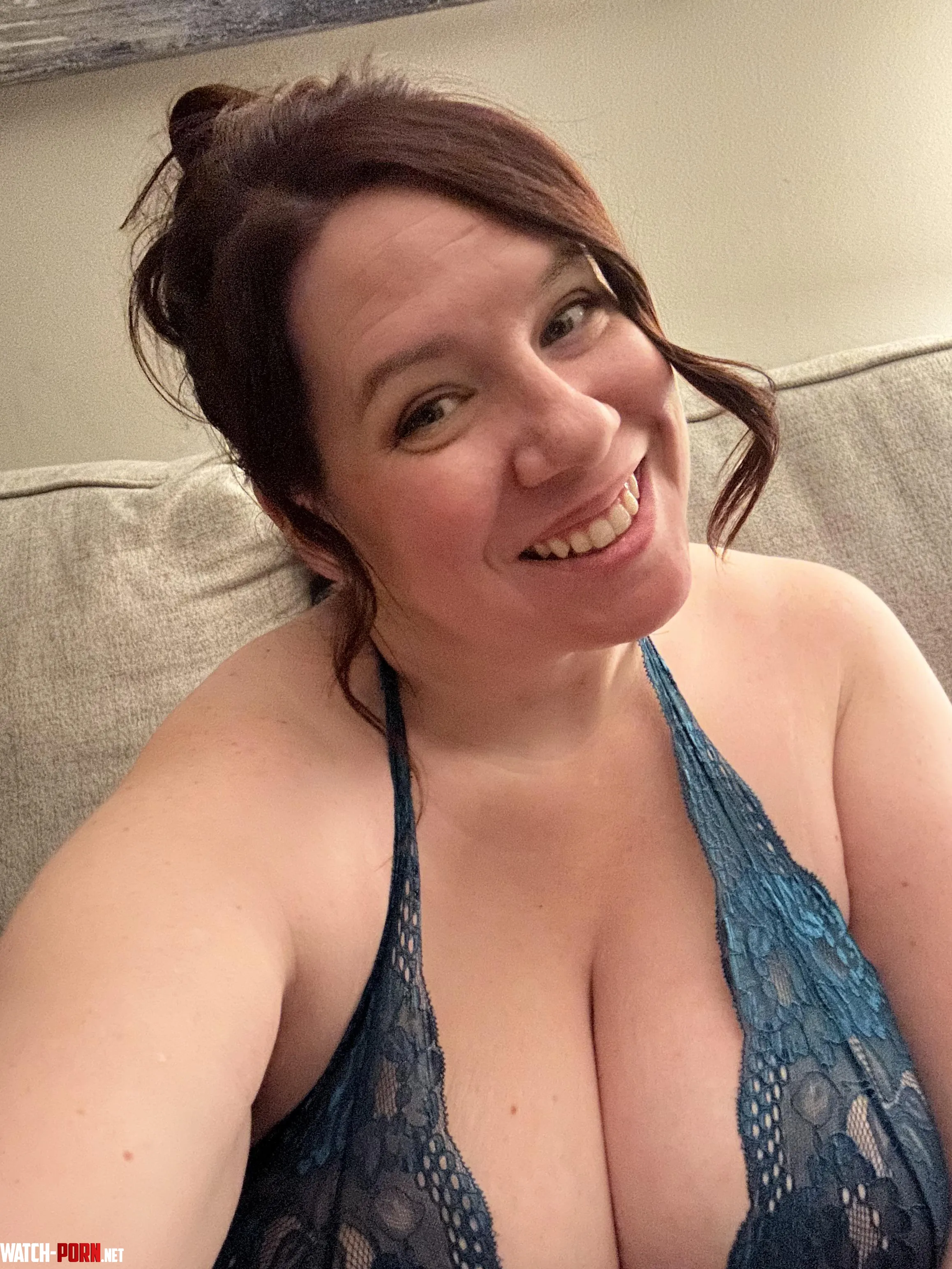 Sunday funday feeling festive in green Filter free 42milf with 38Js Looking to play tonight by redbottomsmakeme