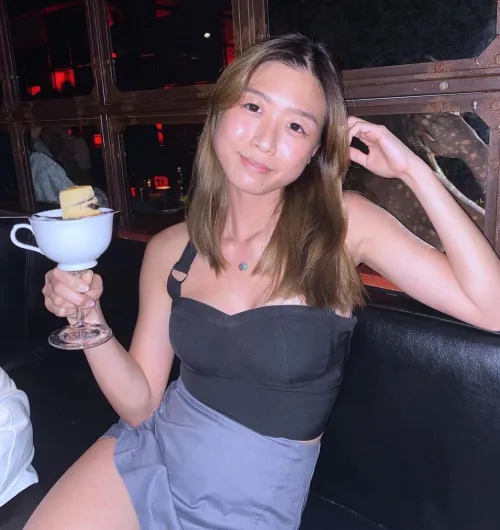 Thumbnail Pretty lady by tjlfantonly
