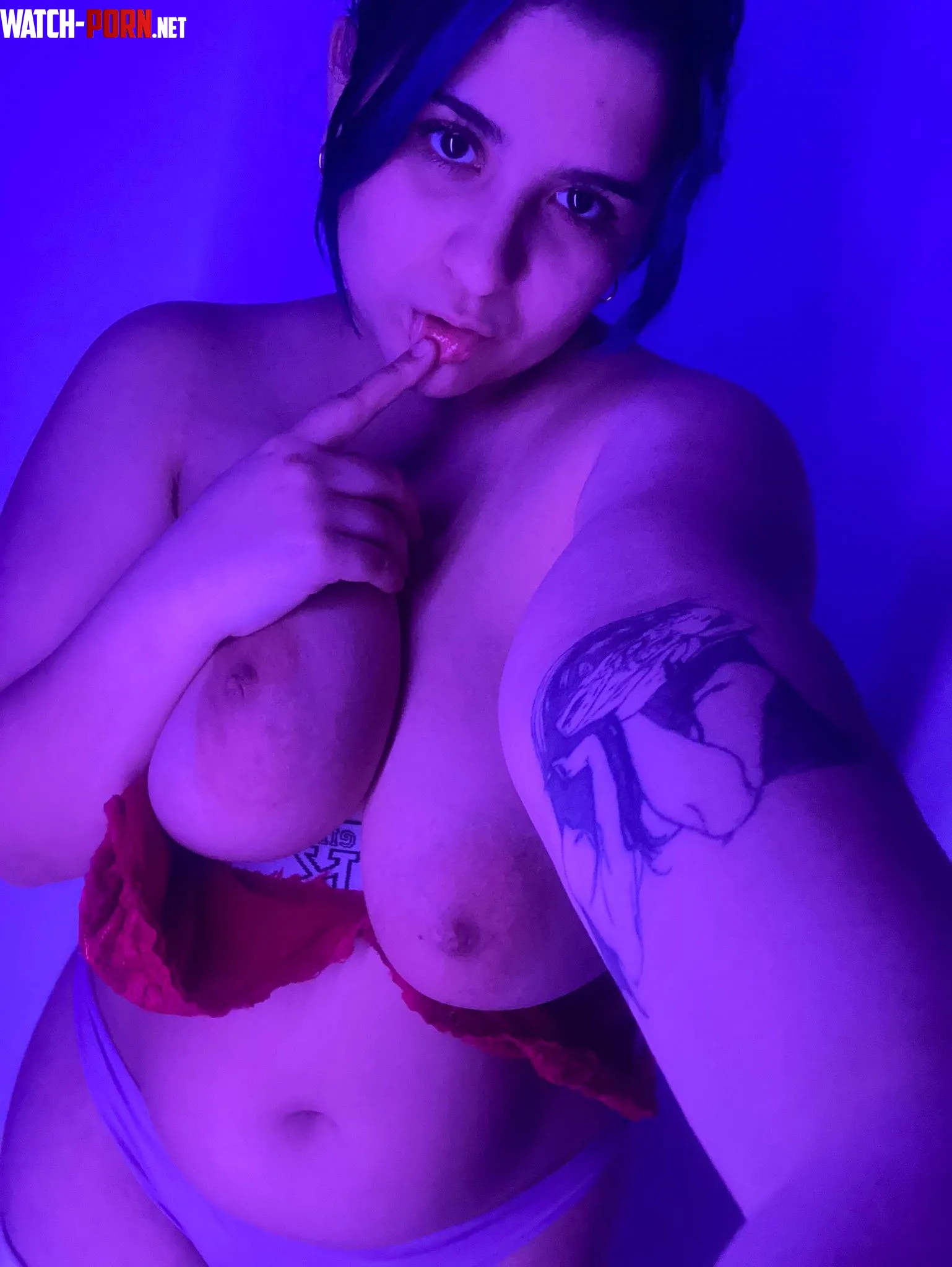 My boobs need some hands by GirlySeductiveMiku47