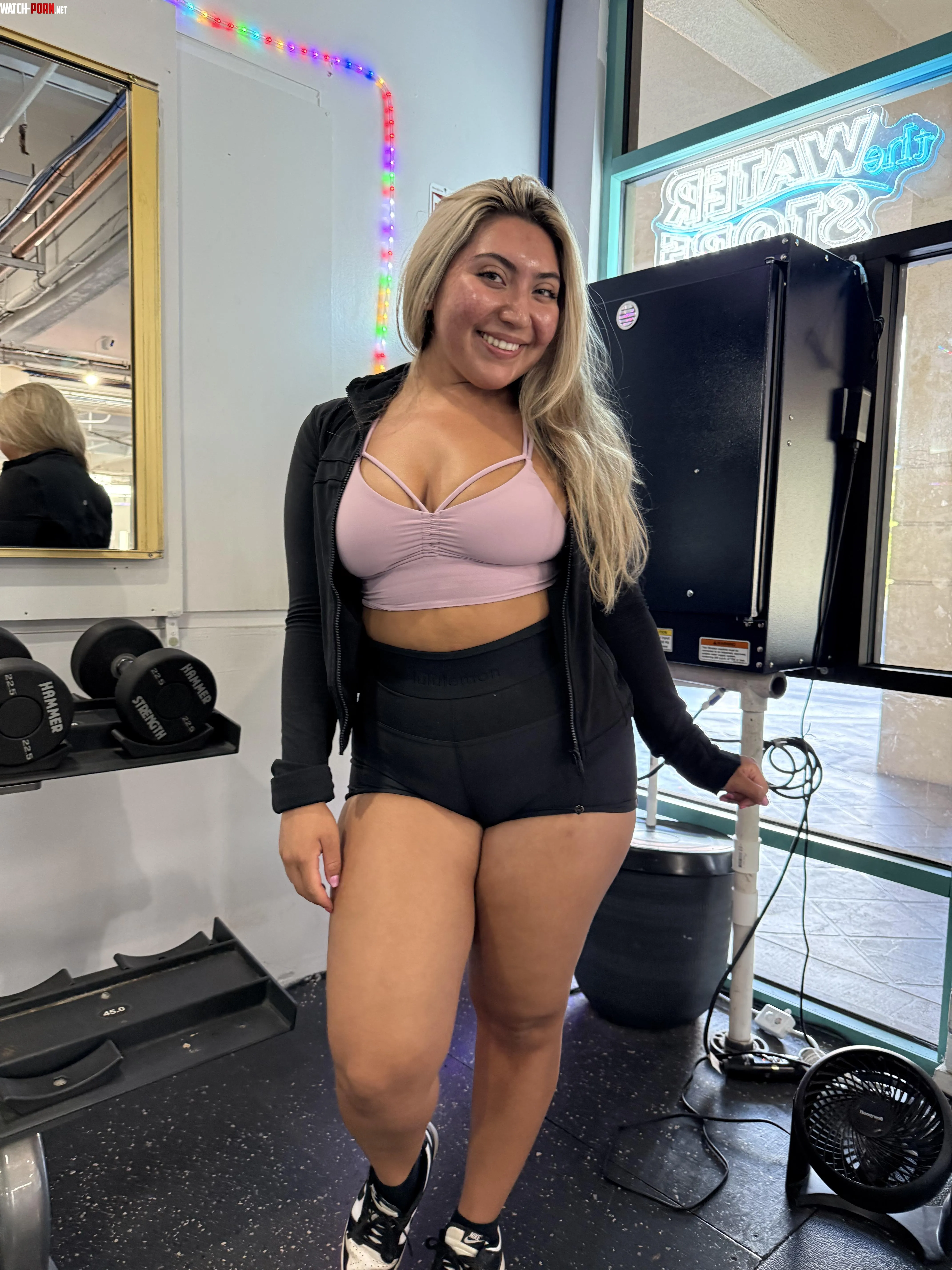 Hope you like my cute gym outfit  by 420lexisexi