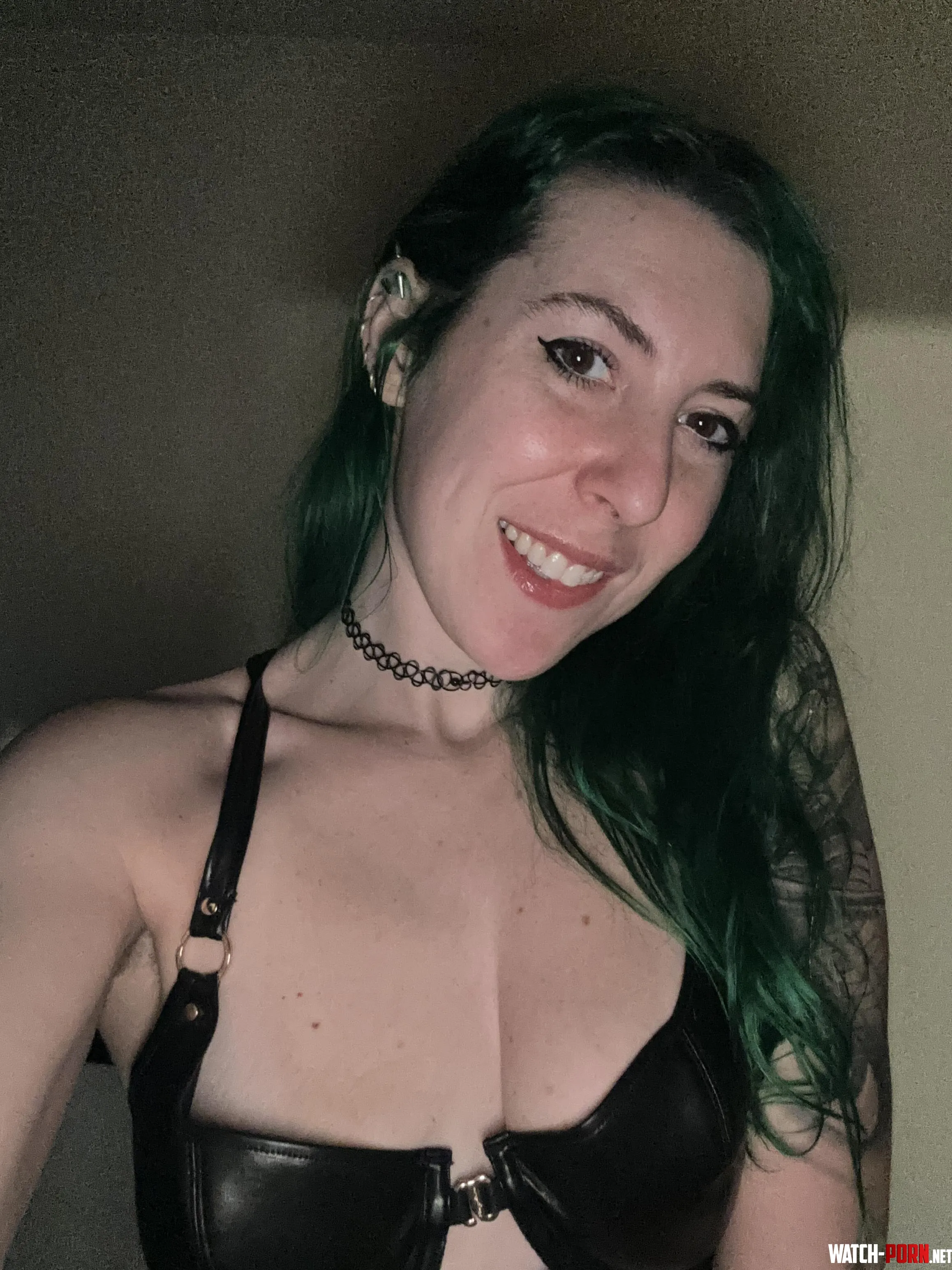 Leather lip bite by sirenskiss3