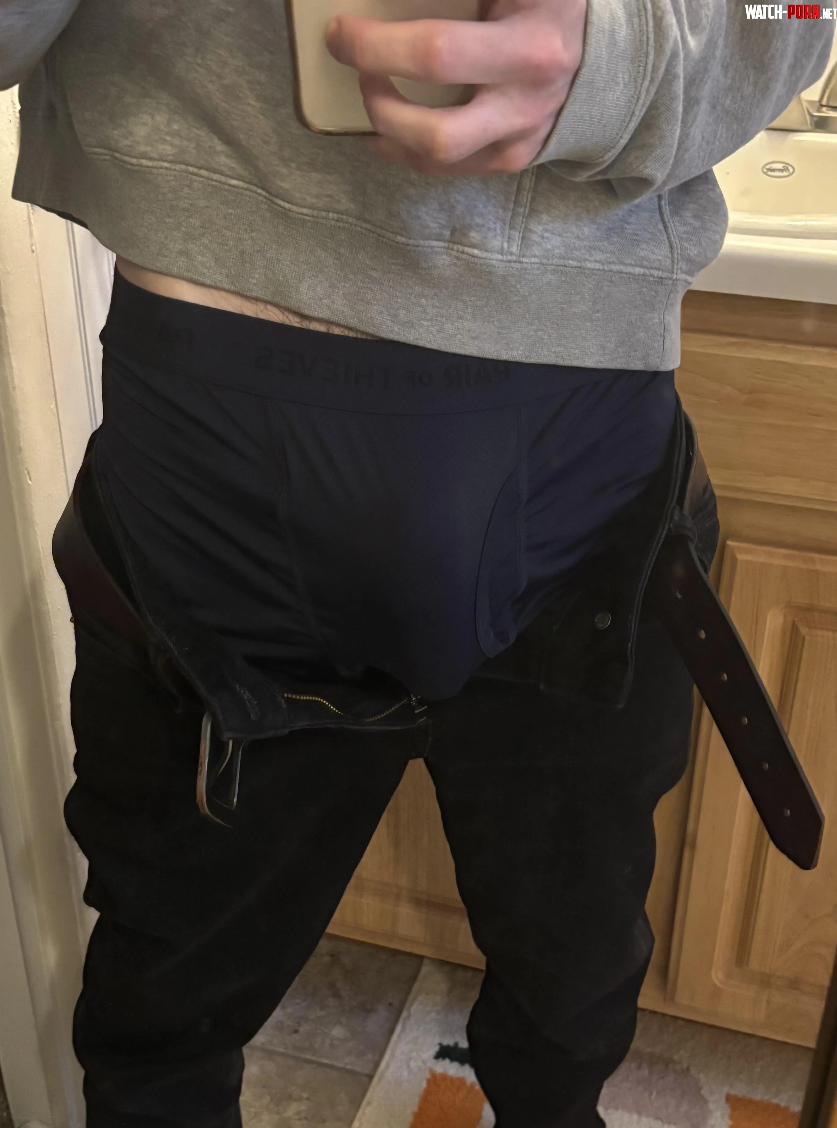 Before work bulge by Bircargan