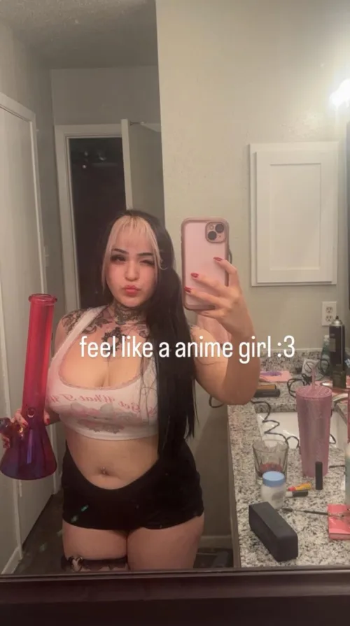 Thumbnail strawberriesncreaam_ Starts the Day with a Lil Wake N Bake in bigtiddygothgf