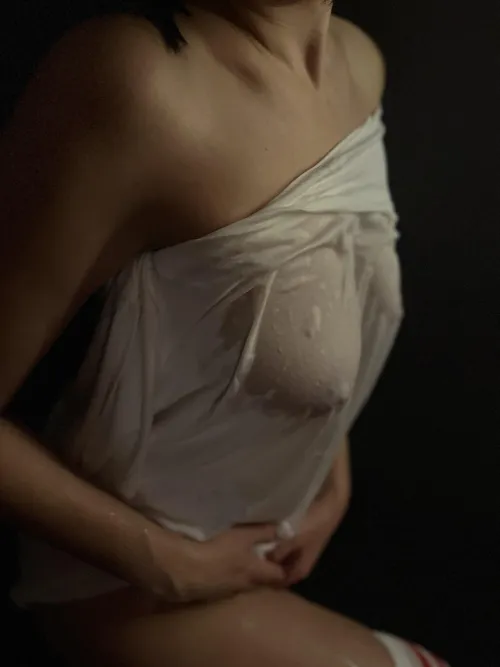 Thumbnail Wet Contest: Unveiling Juicy Content in the World of Boobs
