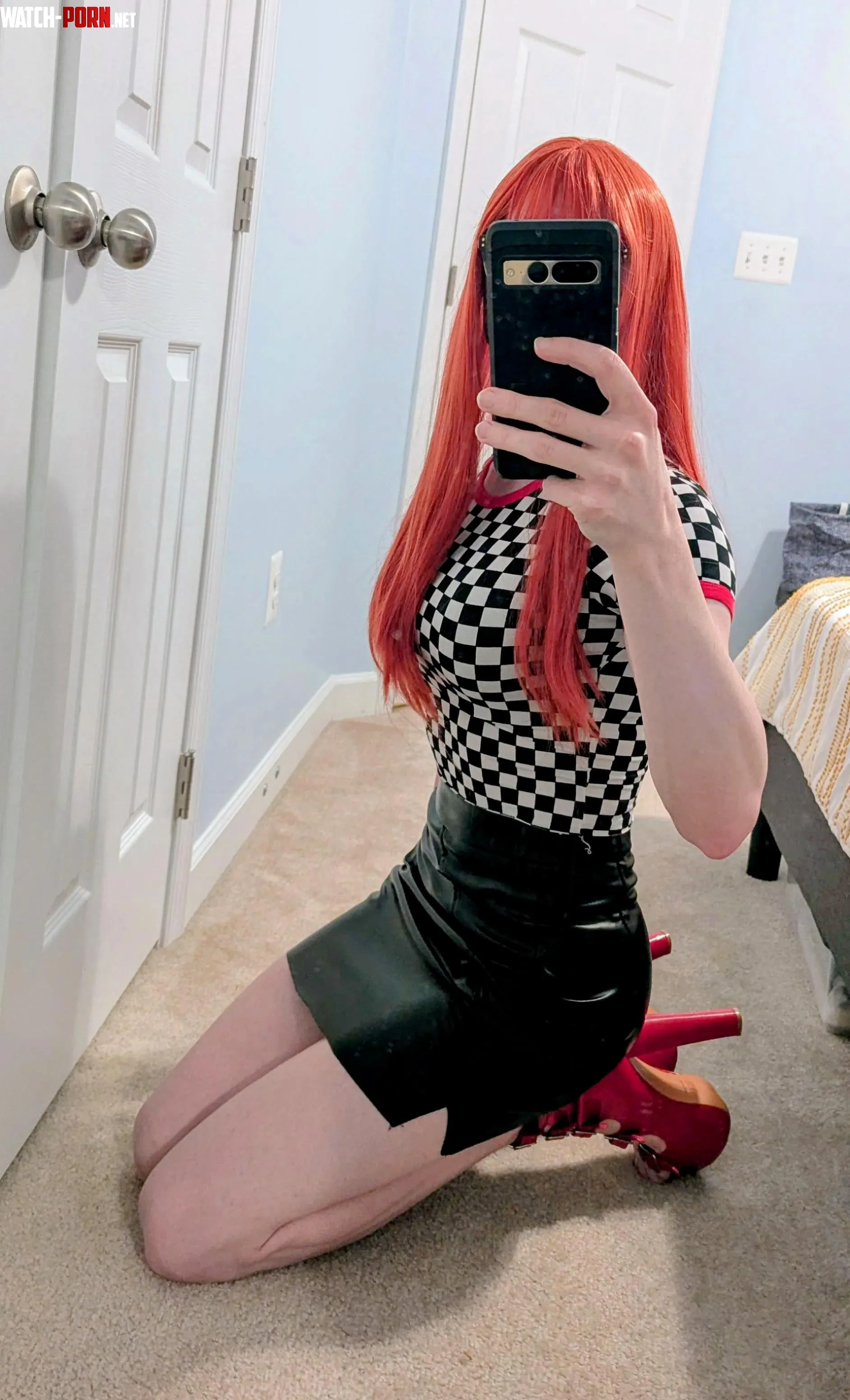 Is this skirt hot enough for me to be on my knees by Sometime-Hazel
