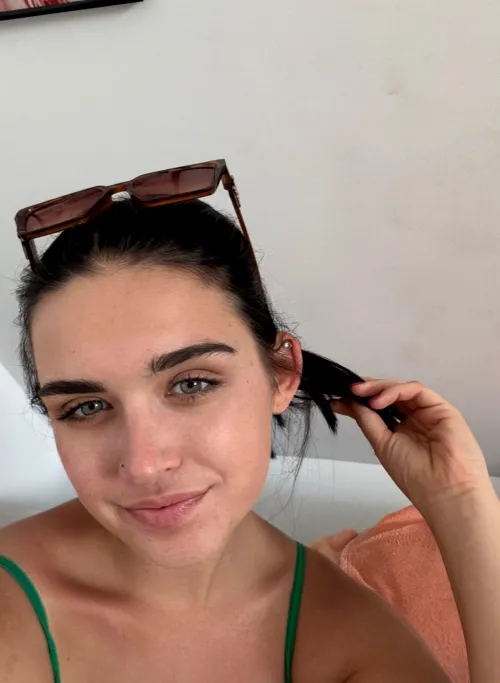 Thumbnail Embrace the Beauty of Dark Hair with againstforemast
