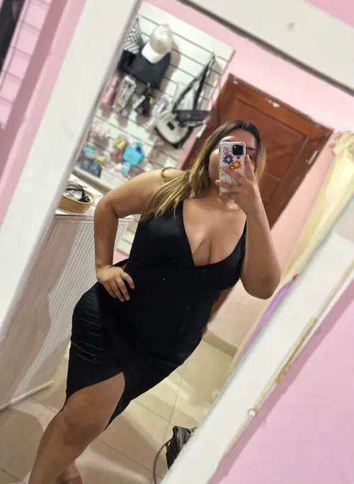 Thumbnail Pinkypepperxo's Classic Look: Just My Black Tight Dress
