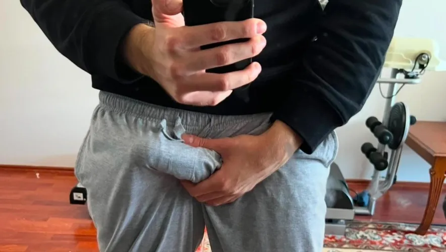 Thumbnail Embracing the Experience: My First Bold Bulge Pic at 28 by ExplorerOdd2614