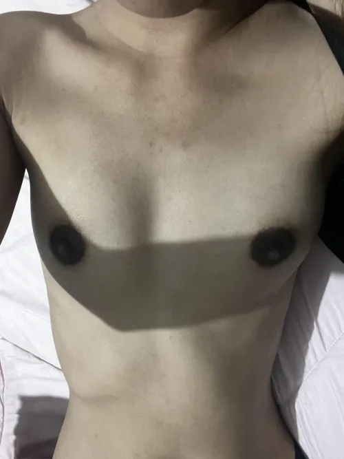 Thumbnail niabeauty Invites You to Indulge in Sucking All Day
