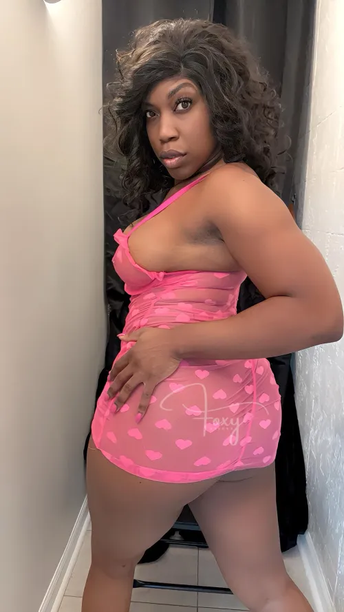 Thumbnail Experience 'Not just thick Im tasty too' by foxybalboa23 in HotBlackChicks: A Sensual Delight