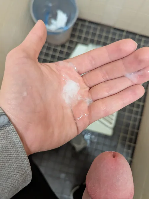 Thumbnail Cummed: Far_Philosopher1's Dive into RedditorCum